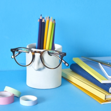 Pen holder & eyeglasses holder Mr. Tidy white