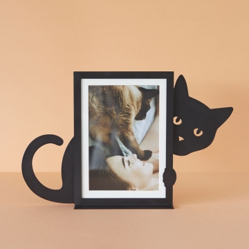 Photo Frame Hidden Cat Vertical
