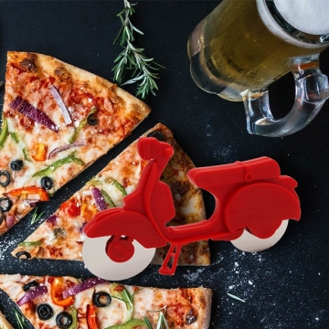 Pizza Cutter Scooter Red